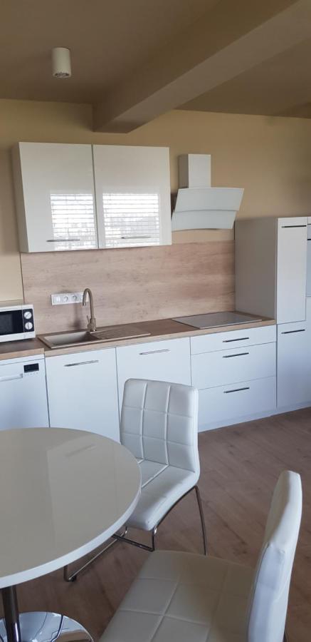 Apartman Greenside Михаловце Экстерьер фото
