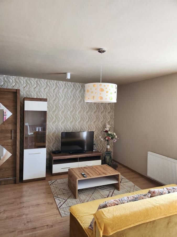 Apartman Greenside Михаловце Экстерьер фото